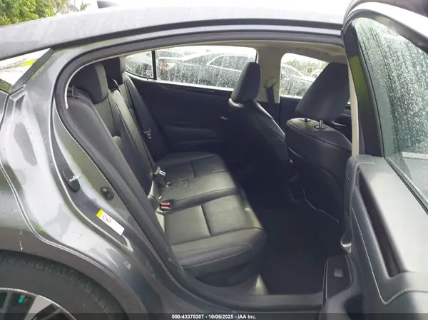 JTHB21B17K2007855 2019 LEXUS ES - Image 8