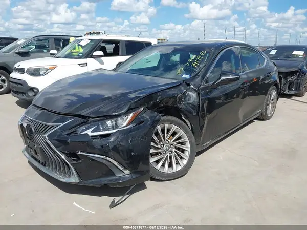 JTHB21B17K2007886 2019 LEXUS ES - Image 2