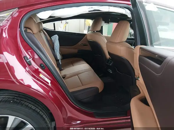 JTHB21B17K2021965 2019 LEXUS ES - Image 8