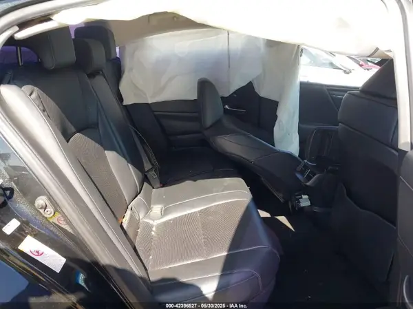 JTHB21B17K2044355 2019 LEXUS ES - Image 8