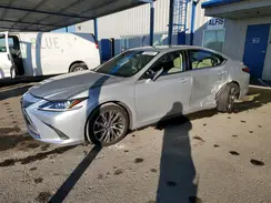 JTHB21B18K2002938 2019 LEXUS ES