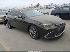 JTHB21B18K2003426 2019 LEXUS ES