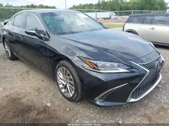 JTHB21B18K2024051 2019 LEXUS ES