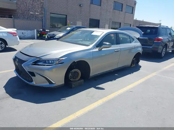 JTHB21B19K2003533 2019 LEXUS ES - Image 2