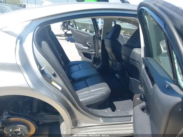 JTHB21B19K2003533 2019 LEXUS ES - Image 8