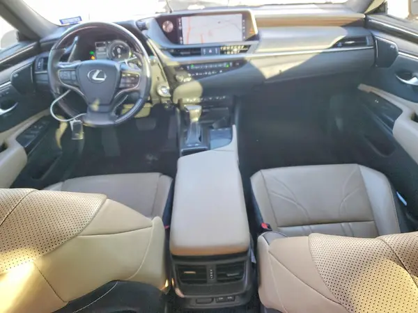 JTHB21B19K2020140 2019 LEXUS ES - Image 8
