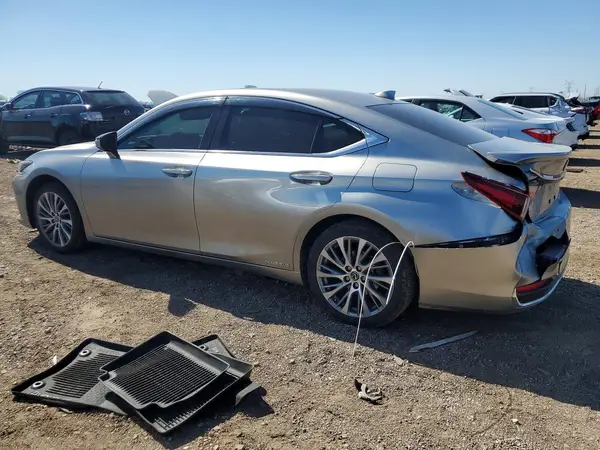 JTHB21B19K2031719 2019 LEXUS ES - Image 2