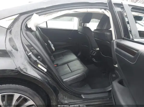 JTHB21B19K2033812 2019 LEXUS ES - Image 8
