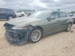 JTHB21B19K2034555 2019 LEXUS ES
