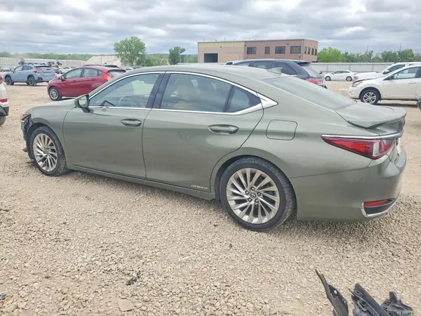 JTHB21B19K2034555 2019 LEXUS ES - Image 2