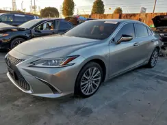 JTHB21B19K2038704 2019 LEXUS ES