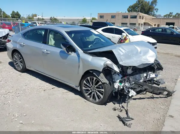 JTHB21B1XK2006554 2019 LEXUS ES - Image 1