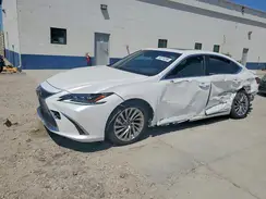 JTHB21B1XK2024780 2019 LEXUS ES