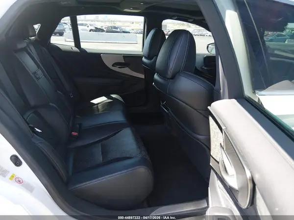 JTHB51FF1J5000331 2018 LEXUS LS - Image 8