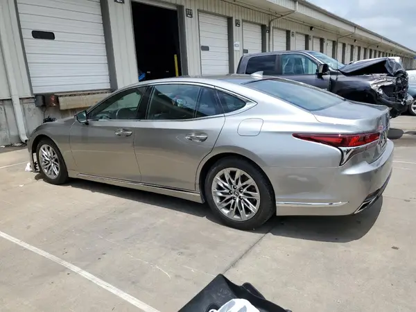 JTHB51FF1J5006811 2018 LEXUS LS - Image 2