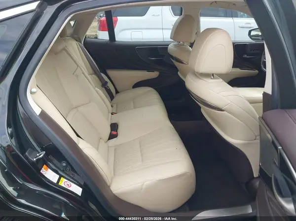 JTHB51FF2J5005232 2018 LEXUS LS - Image 8
