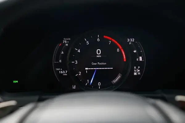 JTHB51FF3J5001XXX 2018 LEXUS LS - Image 8