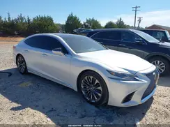 JTHB51FF3J5005529 2018 LEXUS LS