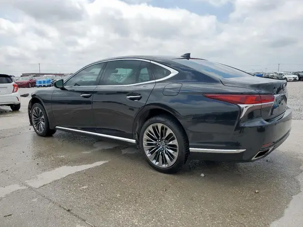 JTHB51FF3J5006860 2018 LEXUS LS - Image 2