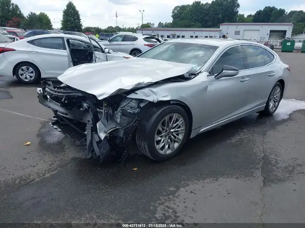 JTHB51FF3K5009078 2019 LEXUS LS - Image 2