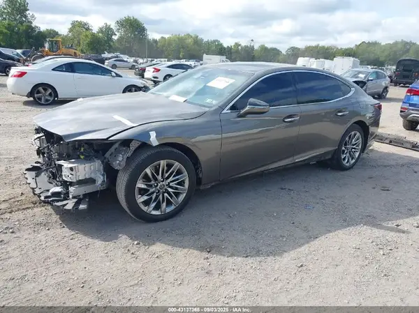 JTHB51FF4J5000307 2018 LEXUS LS - Image 2
