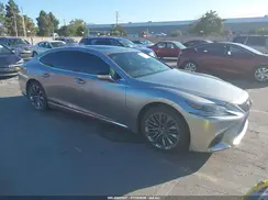 JTHB51FF4J5005250 2018 LEXUS LS