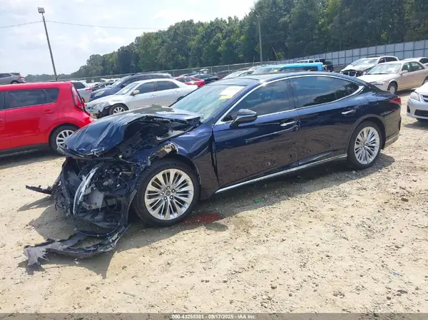 JTHB51FF5K5007672 2019 LEXUS LS - Image 2