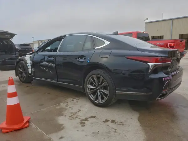 JTHB51FF6J5004648 2018 LEXUS LS - Image 2