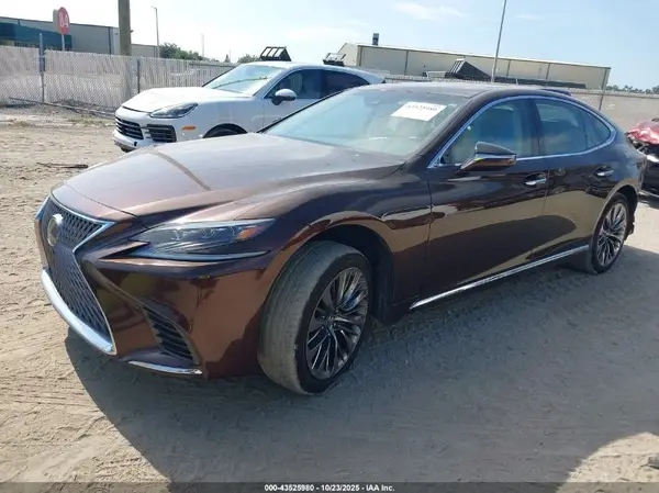 JTHB51FF6J5005539 2018 LEXUS LS - Image 2
