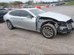 JTHB51FF8J5000536 2018 LEXUS LS