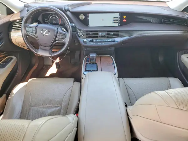 JTHB51FF8J5001704 2018 LEXUS LS - Image 8
