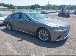 JTHB51FF8J5003551 2018 LEXUS LS
