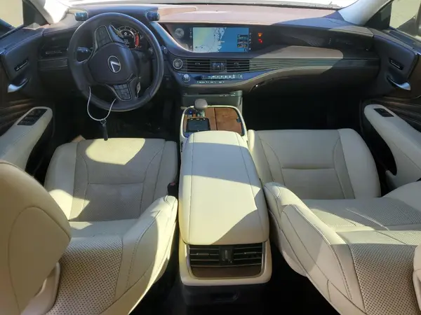 JTHB51FF9J5004157 2018 LEXUS LS - Image 8