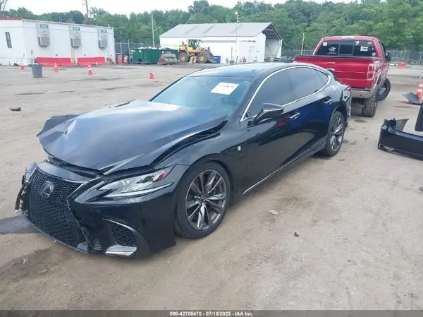 JTHB51FF9K5009747 2019 LEXUS LS - Image 2