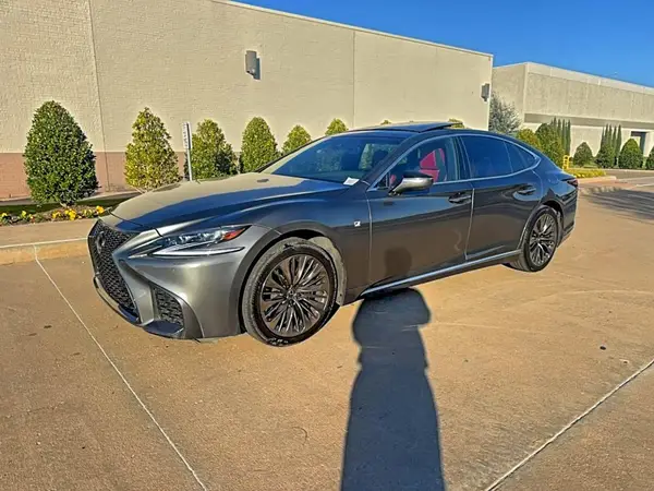 JTHB51FFXK5007859 2019 LEXUS LS - Image 2