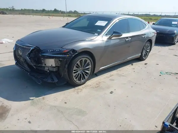 JTHB5LFF5J5002062 2018 LEXUS LS - Image 2
