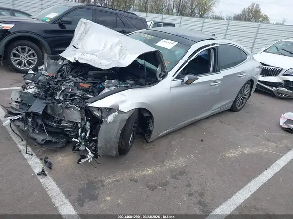 JTHB5LFF8J5003660 2018 LEXUS LS - Image 2
