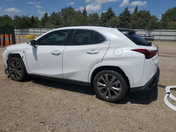 JTHB9JBH2R2072678 2024 LEXUS UX - Image 2