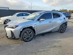 JTHB9JBH2R2077654 2024 LEXUS UX