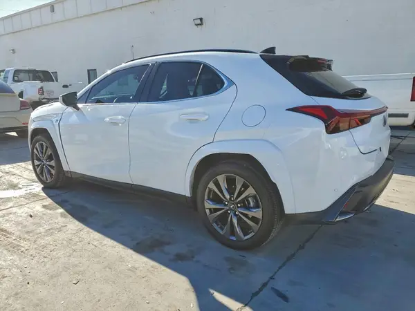 JTHB9JBH3R2076254 2024 LEXUS UX - Image 2