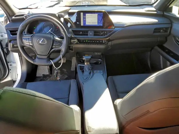 JTHB9JBH3R2076254 2024 LEXUS UX - Image 8