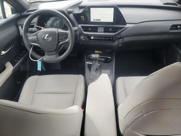JTHB9JBHXR2074856 2024 LEXUS UX - Image 8