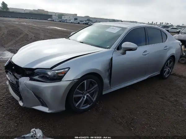 JTHBA1BLXGA000240 2016 LEXUS GS - Image 2