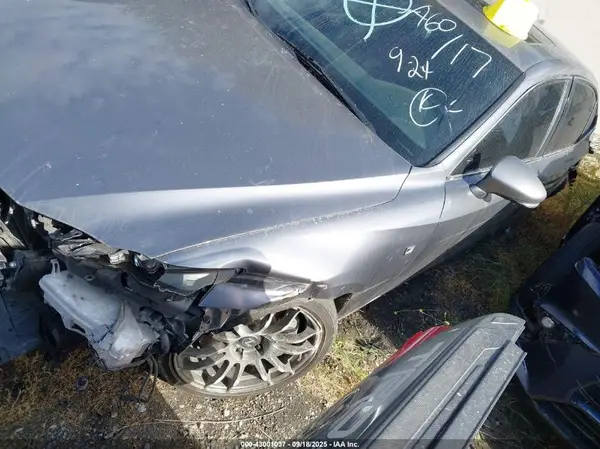 JTHBA1D20G5006108 2016 LEXUS IS - Image 2