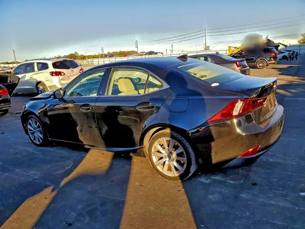 JTHBA1D20G5013009 2016 LEXUS IS - Image 2