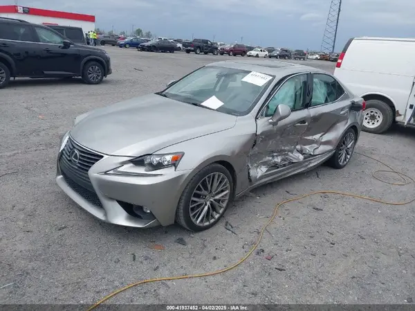 JTHBA1D20G5013446 2016 LEXUS IS - Image 2