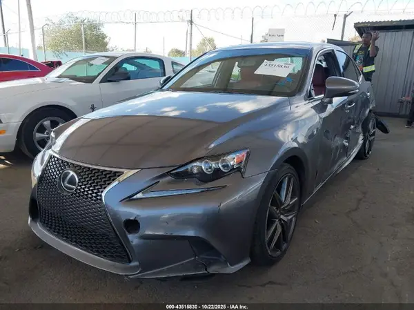 JTHBA1D20G5014550 2016 LEXUS IS - Image 2