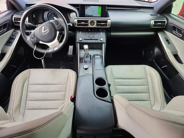 JTHBA1D20G5014631 2016 LEXUS IS - Image 8