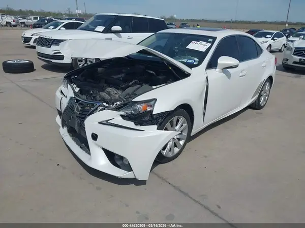 JTHBA1D20G5015195 2016 LEXUS IS - Image 2