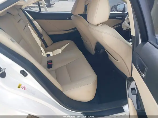 JTHBA1D20G5015195 2016 LEXUS IS - Image 8